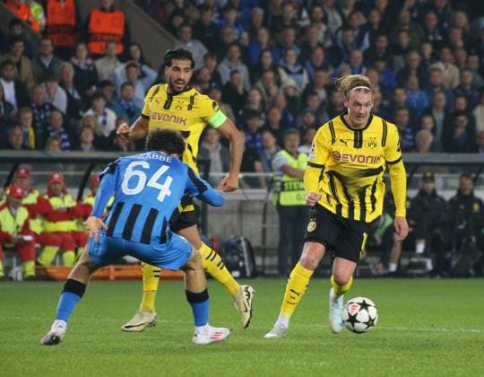 18 09 2024, xgrfx, Football UEFA Champions League, Club Bruges Borussia Dortmund emspor, v l Kyriani Sabbe Club Bruges , Julian Brandt Borussia Dortmund DFL DFB REGULATIONS PROHIBIT ANY USE OF PHOTOGRAPHS as IMAGE SEQUENCES and or QUASI VIDEO Bruges