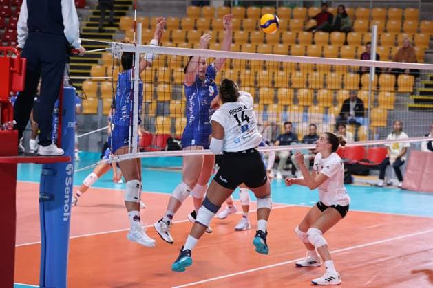 Volleyball, Women, Challenge Cup, Beziers - Heidelberg