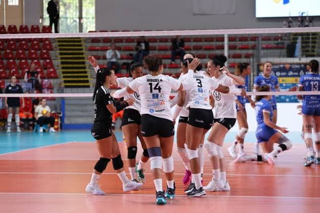 September 18, 2024, Milan, Milan, Italy: Claudia Hernandez Figueroa of CD Heidelberg Volkswagen, Camila Hiruela Tapia of CD Heidelberg Volkswagen, Dayana Segovia of CD Heidelberg Volkswagen during the Volleyball WEVZA CUP Women between Bezier VB and Heidelberg Volkswagen on 18 sept 2024 at the Palazzetto dello in Rome. <categoriaITA> - <sottocategoriaITA> - Volleyball WEVZA CUP Women  - ZUMAs349 20240918_zsa_s349_655 Copyright: xC)xEmanuelaxVertolli Sportreporx
