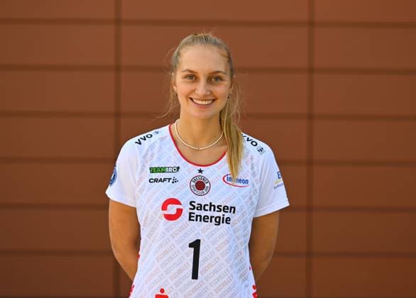 Patricia Nestler, head, headshot, portrait, portrait photo, media day at the Dresden Chamber of Crafts, media day, photo session, photo shoot, Dresdner SC, volleyball, 1 Bundesliga women, 1 Liga, DSC, 2024 2025 season, 18 09 2024,
