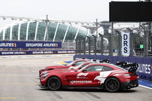 Mercedes AMG Safety Car during the Formula 1 Singapore Grand Prix 2024, 18th round of the 2024 Formula One World Championship, WM, Weltmeisterschaft from September 20 to 22, 2024 on the Marina Bay Circuit, in Singapore, Singapore - F1 - SINGAPORE GRAND PRIX 2024 DPPI Panoramic  240919_R18_SINGAPORE_DP_XB3_7318
