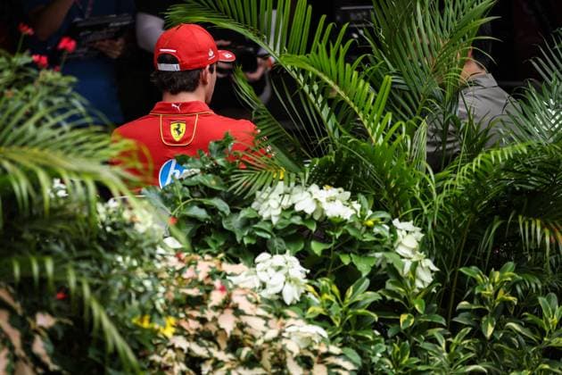 Sport Themen der Woche KW38 Sport Bilder des Tages LECLERC Charles (mco), Scuderia Ferrari SF-24, portrait during the Formula 1 Singapore Grand Prix 2024, 18th round of the 2024 Formula One World Championship, WM, Weltmeisterschaft from September 20 to 22, 2024 on the Marina Bay Circuit, in Singapore, Singapore - F1 - SINGAPORE GRAND PRIX 2024 DPPI Panoramic  240919_R18_SINGAPORE_DP_XB3_7616