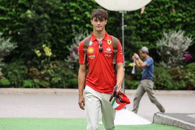 BEARMAN Oliver, Ferrari Driver Academy, portrait during the Formula 1 Singapore Grand Prix 2024, 18th round of the 2024 Formula One World Championship, WM, Weltmeisterschaft from September 20 to 22, 2024 on the Marina Bay Circuit, in Singapore, Singapore - F1 - SINGAPORE GRAND PRIX 2024 DPPI Panoramic  240919_R18_SINGAPORE_DP_XB3_7654