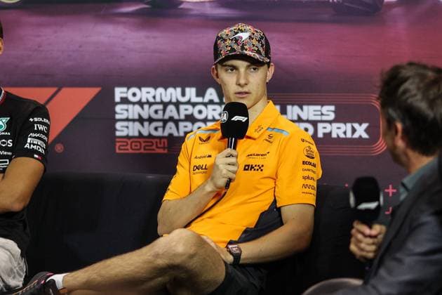PIASTRI Oscar (aus), McLaren F1 Team MCL38, portrait press conference, PK, Pressekonferenz during the Formula 1 Singapore Grand Prix 2024, 18th round of the 2024 Formula One World Championship, WM, Weltmeisterschaft from September 20 to 22, 2024 on the Marina Bay Circuit, in Singapore, Singapore - F1 - SINGAPORE GRAND PRIX 2024 DPPI Panoramic  240919_R18_SINGAPORE_DP_XB3_8305
