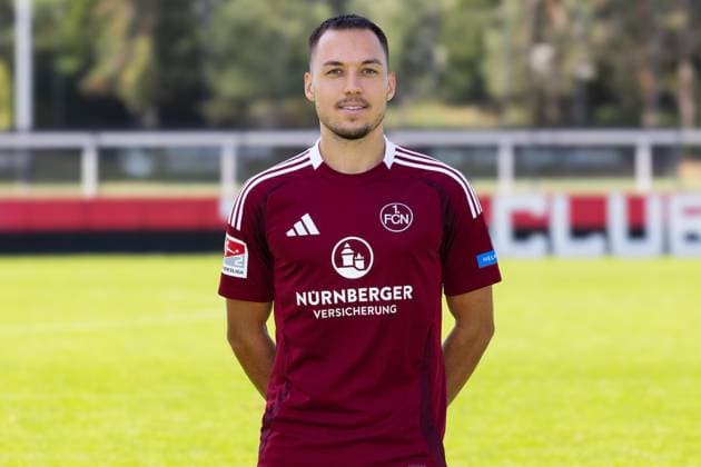 18 09 2024 1 FC Nuremberg FCN Club 2 Football Bundesliga BL Season 2024 2025 Photo appointment Portrait appointment Presentation Presentation Press appointment DaMa Single photo Single photo Portrait Portrait Headshot Julian Justvan 10, 1 FC Nuremberg FCN
