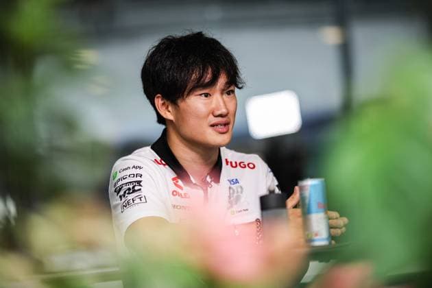 TSUNODA Yuki (jap), Visa Cash App RB F1 Team VCARB 01, portrait during the Formula 1 Singapore Grand Prix 2024, 18th round of the 2024 Formula One World Championship, WM, Weltmeisterschaft from September 20 to 22, 2024 on the Marina Bay Circuit, in Singapore, Singapore - F1 - SINGAPORE GRAND PRIX 2024 DPPI Panoramic  240919_R18_SINGAPORE_DP_XB3_7840