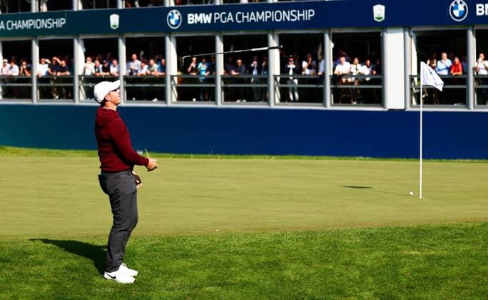 Rory Mcilroy of Northern Ireland reacts after missiing a chip on the 18th hole. BMW PGA, Golf Herren Championship, Day One, Golf, Wentworth, Surrey, UK - 19 Sep 2024  Copyright: xJamesxMarsh Shutterstockx 14728176d