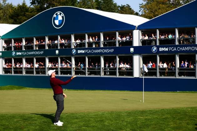 Rory Mcilroy of Northern Ireland reacts after missiing a chip on the 18th hole. BMW PGA, Golf Herren Championship, Day One, Golf, Wentworth, Surrey, UK - 19 Sep 2024  Copyright: xJamesxMarsh Shutterstockx 14728176e