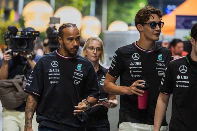 Marina Bay Street Circuit, Singapore, Singapore. 19.September.2024; Lewis Hamilton and George Russell of Mercedes-AMG PETRONAS F1 Team during Formula One Singapore Grand Prix  (267071813)