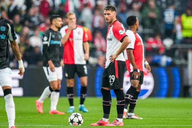 UEFA Champions League: Feyenoord v Bayer 04 Leverkusen Rotterdam - Santiago Gimenez of Feyenoord during the first round of new format of the Champions League 2024 2025. The match is set between Feyenoord and Bayer 04 Leverkusen at Stadion Feijenoord De Kuip on 19 September 2024 in Rotterdam, The Netherlands. Copyright: xYannickxVerhoevenx