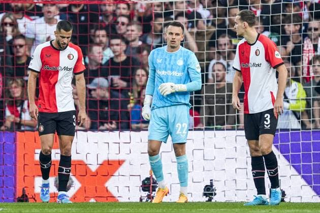 UEFA Champions League: Feyenoord v Bayer 04 Leverkusen Rotterdam - David Hancko of Feyenoord, Feyenoord keeper Timon Wellenreuther, Thomas Beelen of Feyenoord during the first round of new format of the Champions League 2024 2025. The match is set between Feyenoord and Bayer 04 Leverkusen at Stadion Feijenoord De Kuip on 19 September 2024 in Rotterdam, The Netherlands. Copyright: xTomxBodex