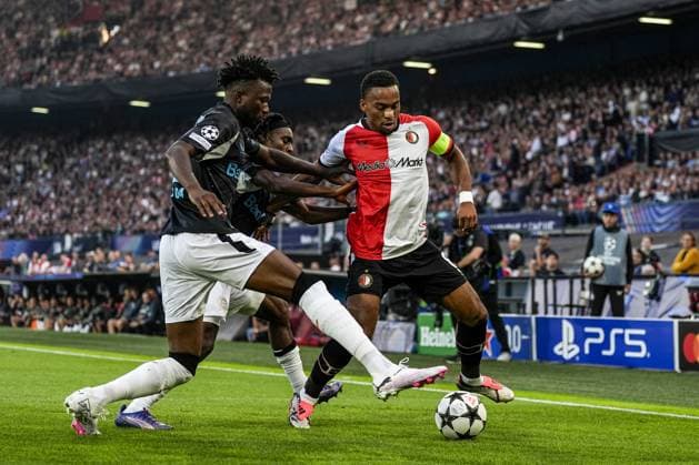 UEFA Champions League: Feyenoord v Bayer 04 Leverkusen Rotterdam - Quinten Timber of Feyenoord during the first round of new format of the Champions League 2024 2025. The match is set between Feyenoord and Bayer 04 Leverkusen at Stadion Feijenoord De Kuip on 19 September 2024 in Rotterdam, The Netherlands. Copyright: xTomxBodex