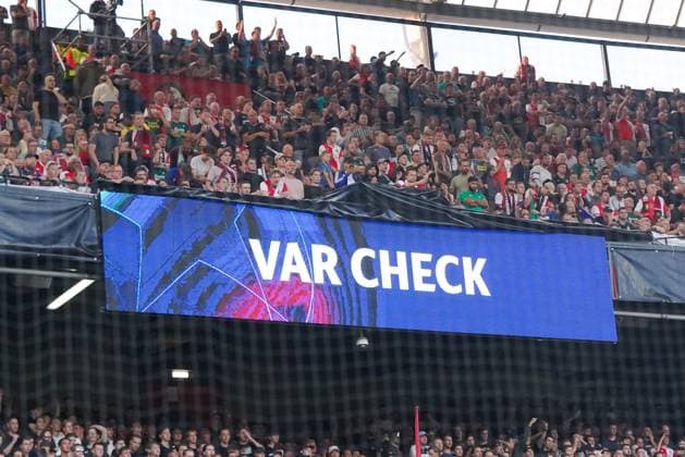 ROTTERDAM, 19-09-2024, Feyenoord - Leverkusen , Stadium Feijenoord de Kuip , football, UEFA Champions League , season 2024 2025 , VAR check Feyenoord - Leverkusen  x26283990x Copyright: