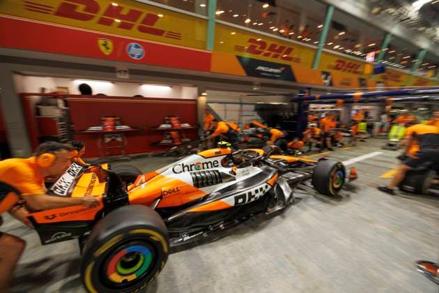 Formula 1 Singapore Grand Prix 2024 Preparations - 19 Sep The McLaren Formula 1 Team performing in pit stop practice ahead of the F1 Grand Prix Singapore at the Marina Bay Street Circuit. Singapore Singapore Copyright: xGeorgexHitchensx xSOPAxImagesx ghsingaporegp24_thurs_6