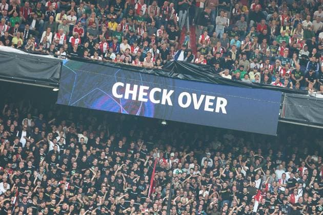 VAR Check for 1 1 Feyenoord Rotterdam vs Bayer 04 Leverkusen, UEFA Champions League, Soccer, Matchday 1, Season 2024 2025, 19 09 2024 Photo kolbert press Ant Palmer Stadion Rotterdam De Kuip Netherlands Copyright: xkolbert-press AntxPalmerx