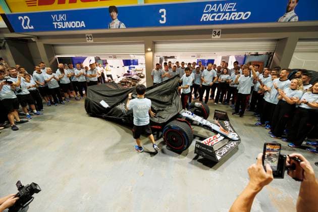 September 19, 2024, Singapore, Singapore: The Visa Cash App RB Formula One Team reveal their special livery in collaboration with Hugo Boss ahead of the F1 Grand Prix Singapore at the Marina Bay Street Circuit. Singapore Singapore - ZUMAs197 20240919_aaa_s197_190 Copyright: xGeorgexHitchensx