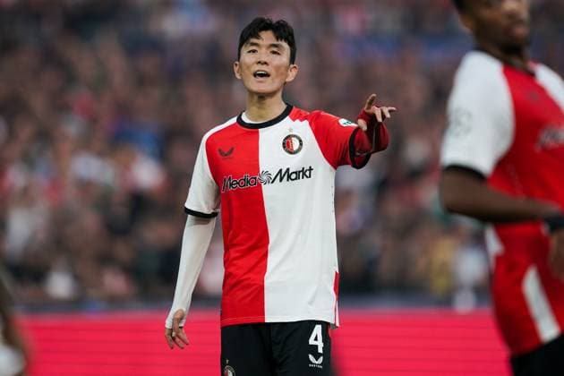 ROTTERDAM, 19-09-2024, Feyenoord - Leverkusen , Stadium Feijenoord de Kuip , football, UEFA Champions League , season 2024 2025 , Feyenoord player Inbeom Hwang Feyenoord - Leverkusen  x26284115x Copyright: