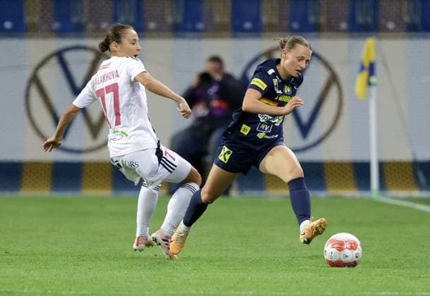 WOMEN SOCCER - UEFA CL, St.Poelten vs Mura SANKT POELTEN,AUSTRIA,19.SEP.24 - WOMEN SOCCER - UEFA Women s Champions League, qualifying round 2, SKN Sankt Poelten vs NS Mura. Image shows Yana Malakhova (Mura) and Chiara Dangelo (St.Poelten).  GEPAxpictures xWalterxLuger