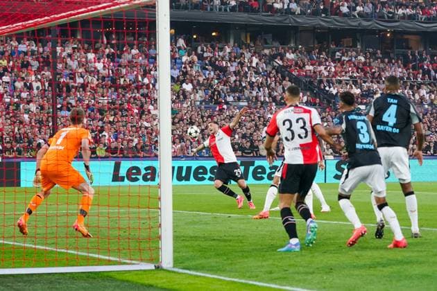 ROTTERDAM, 19-09-2024, Feyenoord - Leverkusen , Stadium Feijenoord de Kuip , football, UEFA Champions League , season 2024 2025 , Feyenoord player Santiago Gimenez Feyenoord - Leverkusen  x26284145x Copyright: