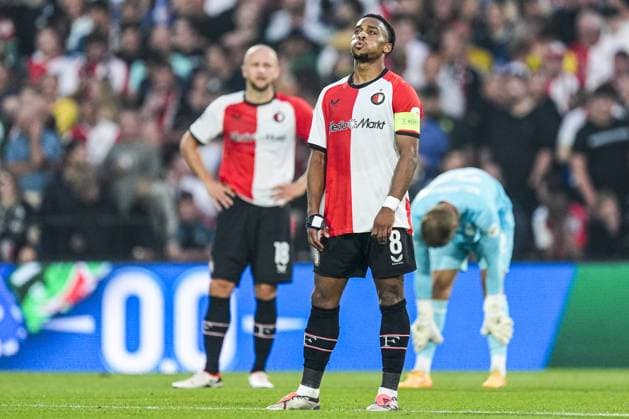 UEFA Champions League: Feyenoord v Bayer 04 Leverkusen Rotterdam - Quinten Timber of Feyenoord during the first round of new format of the Champions League 2024 2025. The match is set between Feyenoord and Bayer 04 Leverkusen at Stadion Feijenoord De Kuip on 19 September 2024 in Rotterdam, The Netherlands. Copyright: xTomxBodex