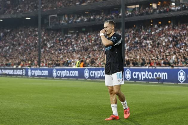 ROTTERDAM - Florian Wirtz of Bayer 04 Leverkusen celebrates 0-3 during the UEFA Champions League match between Feyenoord Rotterdam and Bayer 04 Leverkusen at Feyenoord Stadium de Kuip on Sept. 19, 2024 in Rotterdam, Netherlands. ANP MAURICE VAN STEEN UEFA Champions League 2024 25 xVIxANPxSportx xxANPxIVx 508863305 originalFilename: 508863305.jpg