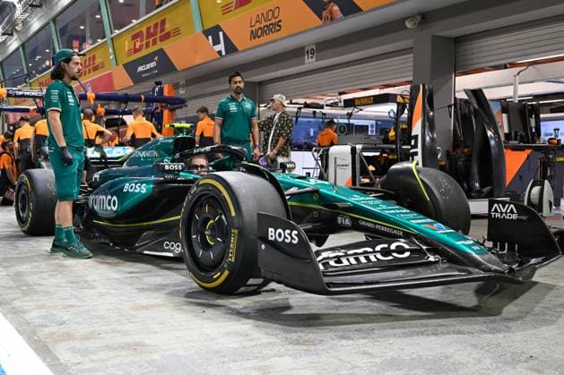 September 19, 2024, Singapore, Singapore, Singapore: Thursday, September 19th, 2024, Singapore: An Aston Martin racing car on day 1 of the Formula One Grand Prix of Singapore at the Marina Bay Street Circuit. Singapore Singapore - ZUMAc251 20240919_znp_c251_025 Copyright: xVikramxChandrasekarx