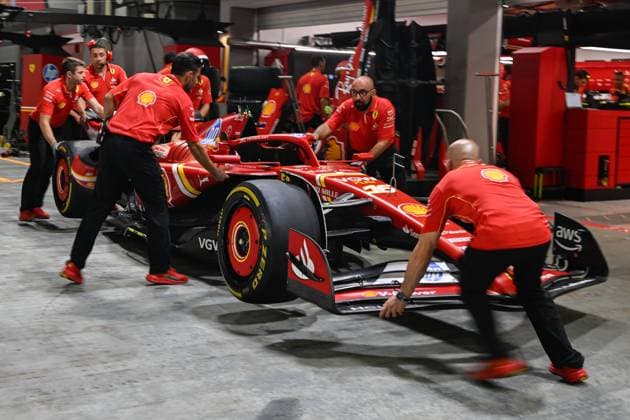 September 19, 2024, Singapore, Singapore, Singapore: Thursday, September 19th, 2024, Singapore: The Ferrari garage on day 1 of the Formula One Grand Prix of Singapore at the Marina Bay Street Circuit. Singapore Singapore - ZUMAc251 20240919_znp_c251_046 Copyright: xVikramxChandrasekarx