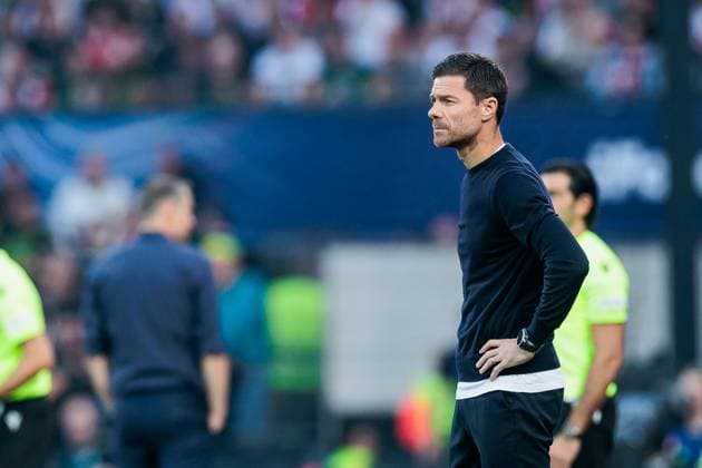 UEFA Champions League Feyenoord Rotterdam Bayer 04 Leverkusen 19 09 2024 Xabi Alonso Head Coach Bayer 04 Leverkusen UEFA Champions League Feyenoord Rotterdam Bayer 04 Leverkusen, Rotterdam, Stadion Feijenoord De Kuip on 19 09 2024 Copyright: xBEAUTIFULxSPORTS Wunderlx