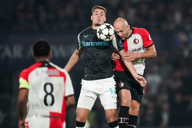 ROTTERDAM, 19-09-2024, Feyenoord - Leverkusen , Stadium Feijenoord de Kuip , football, UEFA Champions League , season 2024 2025 , Bayer Leverkusen player Patrik Schick, Feyenoord player Gernot Trauner Feyenoord - Leverkusen  x26284350x Copyright: