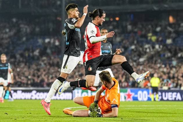 UEFA Champions League: Feyenoord v Bayer 04 Leverkusen Rotterdam - Anis Hadj Moussa of Feyenoord during the first round of new format of the Champions League 2024 2025. The match is set between Feyenoord and Bayer 04 Leverkusen at Stadion Feijenoord De Kuip on 19 September 2024 in Rotterdam, The Netherlands. Copyright: xTomxBodex