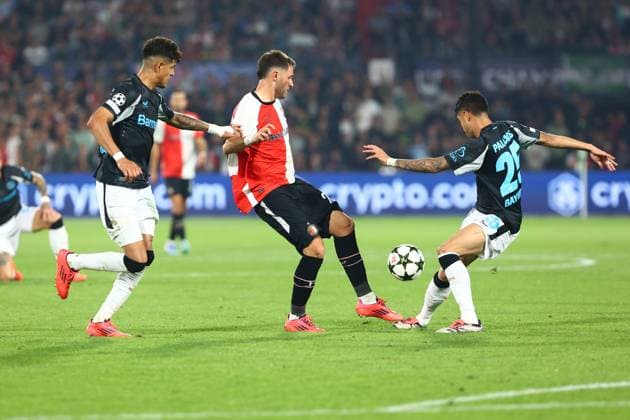 Feyenoord Rotterdam vs Bayer 04 Leverkusen, UEFA Champions League, Soccer, Matchday 1, Season 2024 2025, 19 09 2024 Photo kolbert press Ant Palmer Stadion Rotterdam De Kuip Netherlands Copyright: xkolbert-press AntxPalmerx