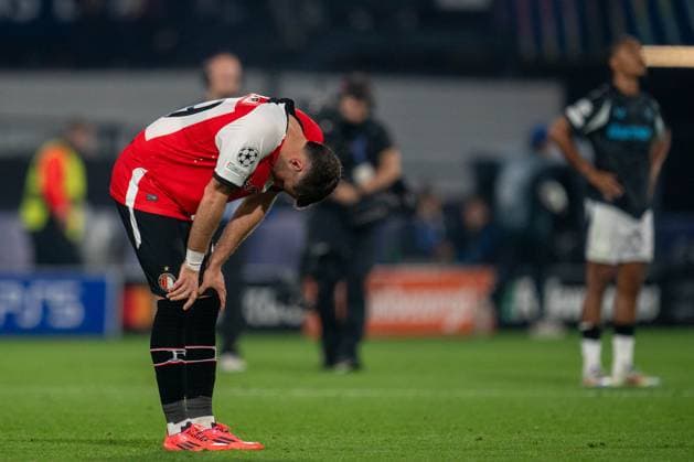 ROTTERDAM, 19 09-2024, Feyenoord - Leverkusen , Stadium Feijenoord de Kuip , football, UEFA Champions League , season 2024 2025 , 0-4 , Feyenoord player Santiago Gimenez disappointed Feyenoord - Leverkusen  x26284531x Copyright: