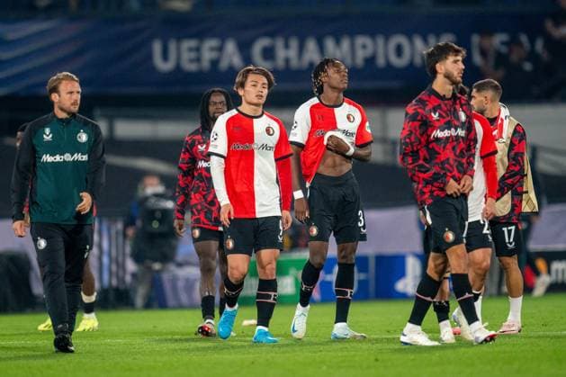 ROTTERDAM, 19 09-2024, Feyenoord - Leverkusen , Stadium Feijenoord de Kuip , football, UEFA Champions League , season 2024 2025 , players disappointed after the 0-4 defeat Feyenoord - Leverkusen  x26284537x Copyright: