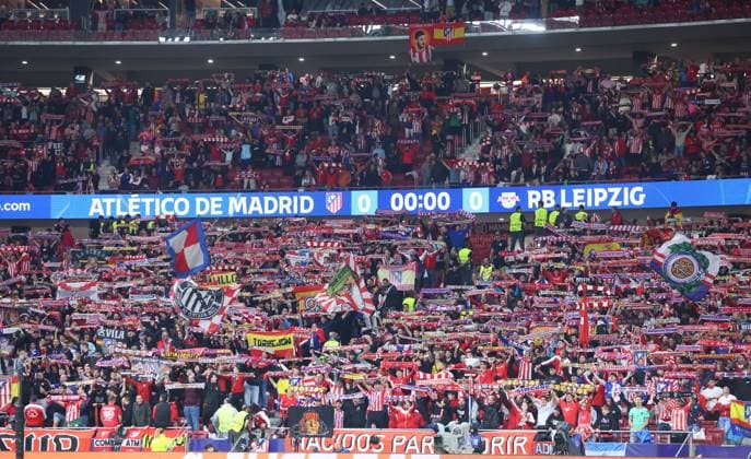 Atletico Madrid RB Leipzig Champions League Madrid, 19 09 2024, Estadio Wanda Metropolitano, Football, UEFA Champions League, Matchday 1 , Atletico Madrid vs RB Leipzig , In the picture fans of Atletico Madrid , Only editorial use Photo for editorial use only , UEFA regulations prohibit any use of photographs as image sequences and or quasi video , Picture Point