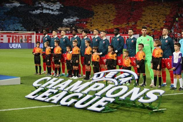 CRVENA ZVEZDA vs BENFICA TEAM Red Star football players at the UEFA Champions League match against Benfica at the Rajko Mitic stadium, Belgrade 19.09.2024. MN Press mr Football, Red Star, UEFA Champions League, Benfica Belgrade Rajko Mitic stadium Serbia Copyright: xMNxPressx
