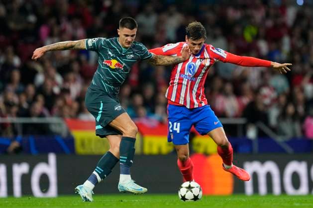 Atletico de Madrid v RB Leipzig - UEFA Champions League 2024 25 League Phase MD1 Benjamin Sesko centre-forward of RB Leipzig and Slovenia and Robin Le Normand centre-back of Atletico de Madrid and Spaincompete for the ball during the UEFA Champions League 2024 25 League Phase MD1 match between Atletico de Madrid and RB Leipzig at Estadio Civitas Metropolitano on September 19, 2024 in Madrid, Spain. Madrid Spain  Copyright: xJosexBretonx originalFilename:bretonhernandez-atletico240919_npfpX.jpg