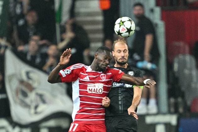 SOCCER - UEFA CL, Brest vs Sturm GUINGAMP,FRANCE,19.SEP.24 - SOCCER - UEFA Champions League, Stade Brestois 29 vs SK Sturm Graz. Image shows Abdallah Sima (Brest) and Jon Gorenc Stankovic (Sturm).  GEPAxpictures xAvnixRetkoceri
