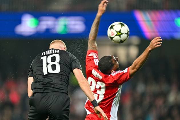 SOCCER - UEFA CL, Brest vs Sturm GUINGAMP,FRANCE,19.SEP.24 - SOCCER - UEFA Champions League, Stade Brestois 29 vs SK Sturm Graz. Image shows Mika Biereth (Sturm) and Jordan Amavi (Brest).  GEPAxpictures xAvnixRetkoceri