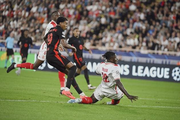 YAMAL Lamine (FC Barcelone) mark a goal. AS Monaco vs FC Barcelone UEFA Champions League in Stade Louis II, MONACO, on September 19, 2024. FOOTBALL: C1 - AS Monaco vs FC Barcelone - UEFA Champions League - 19 09 24 FredDides Panoramic 