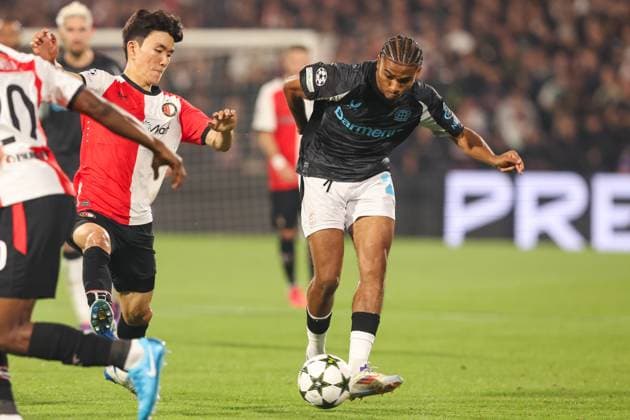 2024-09-19 Feyenoord v Bayer 04 Leverkusen - Champions League - League phase - Matchday 1 ROTTERDAM, NETHERLANDS - SEPTEMBER 19: Amine Aldi of Bayer 04 Leverkusen shoots the ball during the Champions League - League phase - Matchday 1 match between Feyenoord and Bayer 04 Leverkusen at Stadion Feijenoord on September 19, 2024 in Rotterdam, Netherlands. (Photo by Hans van der Valk BSR Agency) Rotterdam Netherlands Content not available for redistribution in The Netherlands directly or indirectly through any third parties. Copyright: xBSRxAgencyx