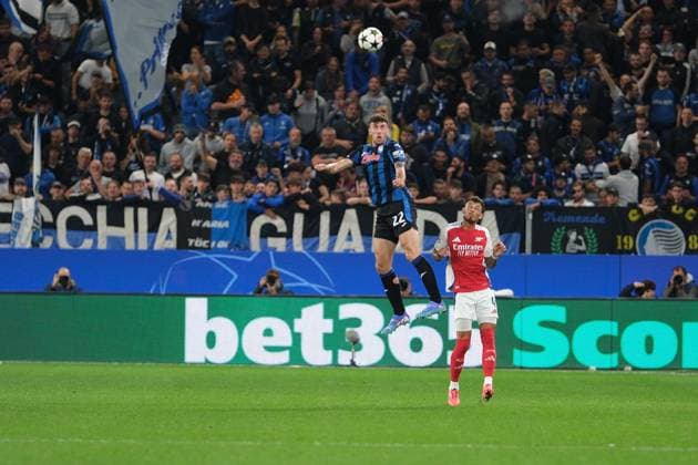 Matteo Ruggeri of Atalanta BC 1907 during the UEFA Champions League 2024 2025 football match between Atalanta BC and Arsenal FC at Gewiss Stadium on September 19, 2024, Bergamo, Italy.  Copyright: xRobertoxTommasini IPAxSportx xipx xx IPA_49846960 IPA_Agency_IPA49846960