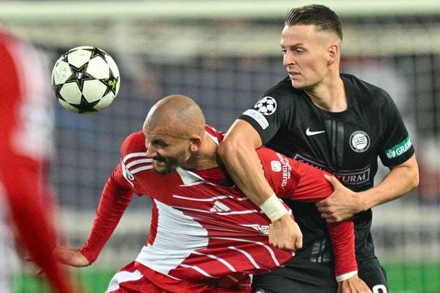 Sport Bilder des Tages SOCCER - UEFA CL, Brest vs Sturm GUINGAMP,FRANCE,19.SEP.24 - SOCCER - UEFA Champions League, Stade Brestois 29 vs SK Sturm Graz. Image shows Ludovic Ajorque (Brest) and Dimitri Lavalee (Sturm).  GEPAxpictures xAvnixRetkoceri