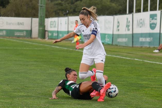 Sporting CP Vs Real Madrid CF in Alcochete, Portugal - 19 Sept 2024 Ana Borges of Sporting CP (L) and Olga Garcia of Real Madrid CF (R) in action during the UEFA Women s Champions League Round 2 first leg match between Sporting CP and Real Madrid CF at Estadio Aurelio Pereira. Final score: Sporting CP 1: 2 Real Madrid CF. Alcochete Portugal Copyright: xBrunoxdexCarvalhox xSOPAxImagesx brunodecarvalho_sportingrealmadrid-538
