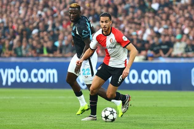 Ramiz Zerrouki 6 Feyenoord Rotterdam in duel, action, with Victor Boniface 22 Bayer 04 Leverkusen Feyenoord Rotterdam vs Bayer 04 Leverkusen, UEFA Champions League, Soccer, Matchday 1, Season 2024 2025, 19 09 2024 Photo kolbert press Ant Palmer Stadion Rotterdam De Kuip Netherlands Copyright: xkolbert-press AntxPalmerx