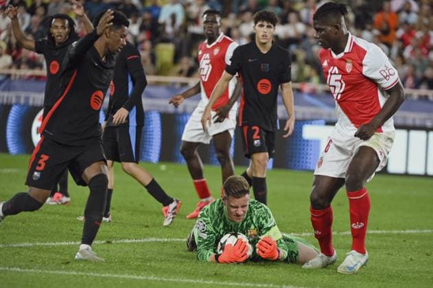 TER STEGEN Marc-andre (FC Barcelone) make a arrest. AS Monaco vs FC Barcelone UEFA Champions League in Stade Louis II, MONACO, on September 19, 2024. FOOTBALL: C1 - AS Monaco vs FC Barcelone - UEFA Champions League - 19 09 24 FredDides Panoramic 