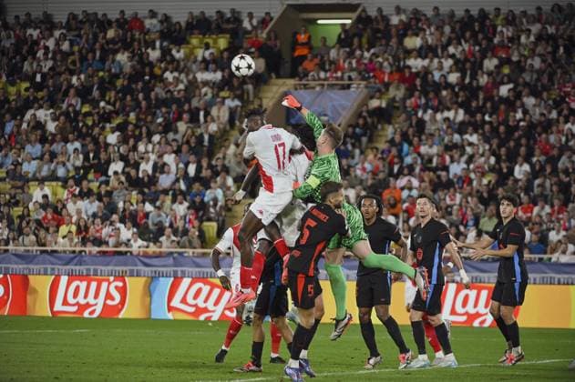 TER STEGEN Marc-andre (FC Barcelone) mark a arrest. AS Monaco vs FC Barcelone UEFA Champions League in Stade Louis II, MONACO, on September 19, 2024. FOOTBALL: C1 - AS Monaco vs FC Barcelone - UEFA Champions League - 19 09 24 FredDides Panoramic 
