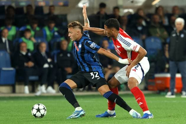 MATEO RETEGUI, Atalanta, WILLIAM SALIBA, Arsenal, Champions League, 2024-25, Atalanta vs Arsenal 0-0, 19-09-2024, Contrasto, Action CHAMPIONS LEAGUE 2024-25 ATALANTA-ARSENAL 0-0