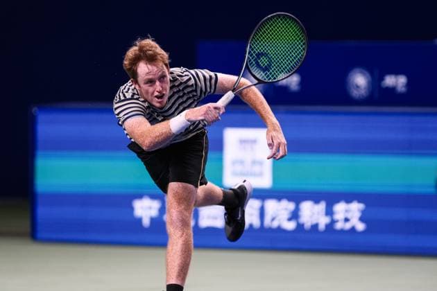 CHENGDU, CHINA - SEPTEMBER 19: Evan King (not in the picture) and Reese Stalder of the US compete in the Men s Doubles Round of 16 match against Cui Jie and Sun Fajing of China on Day 2 of 2024 Chengdu Open at Sichuan International Tennis Center on September 19, 2024 in Chengdu, Sichuan Province of China.  Copyright: xVCGx 111518937962