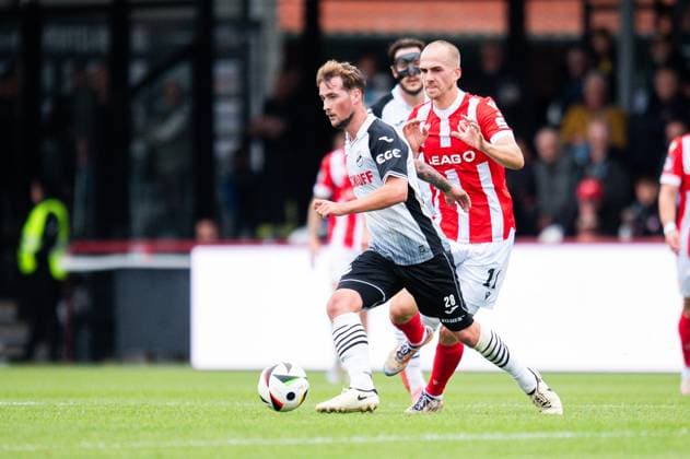 15 09 2024 Soccer, 2024 2025, 3 Liga, 5 Matchday, SC Verl FC Energie Cottbus L R Yari Otto Verl , Phil Halbauer Cottbus DFB REGULATIONS PROHIBIT ANY USE OF PHOTOGRAPHS AS IMAGE SEQUENCES AND OR QUASI VIDEO