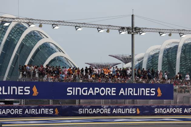 FORMULA 1 SINGAPORE AIRLINES SINGAPORE GRAND PRIX 2024 20 09 2024, Marina Bay Street Circuit, Singapore, FORMULA 1 SINGAPORE AIRLINES SINGAPORE GRAND PRIX 2024,in the picture spectators on the grandstands in Singapore nordphotoxGmbHx xBratic nph00250